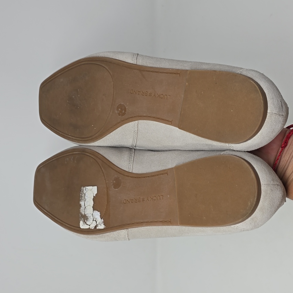 Lucky Brand Daymein Grey Flats Women's Size 10. - Picture 5 of 5